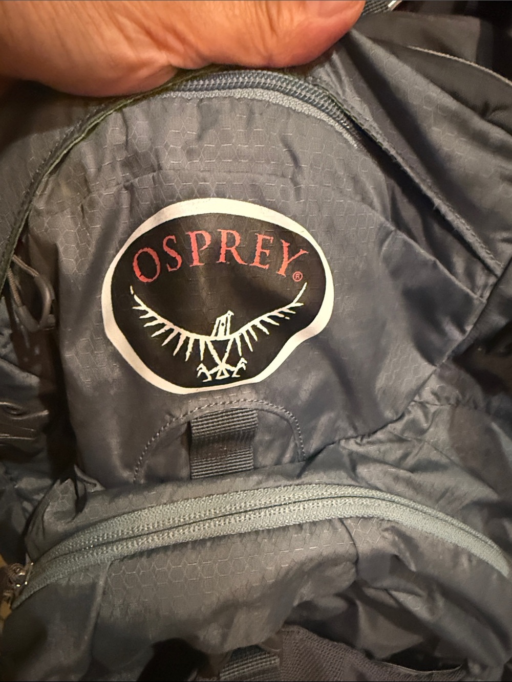 Osprey Manta AG 28L hiking backpack- pre-loved. - Picture 3 of 12
